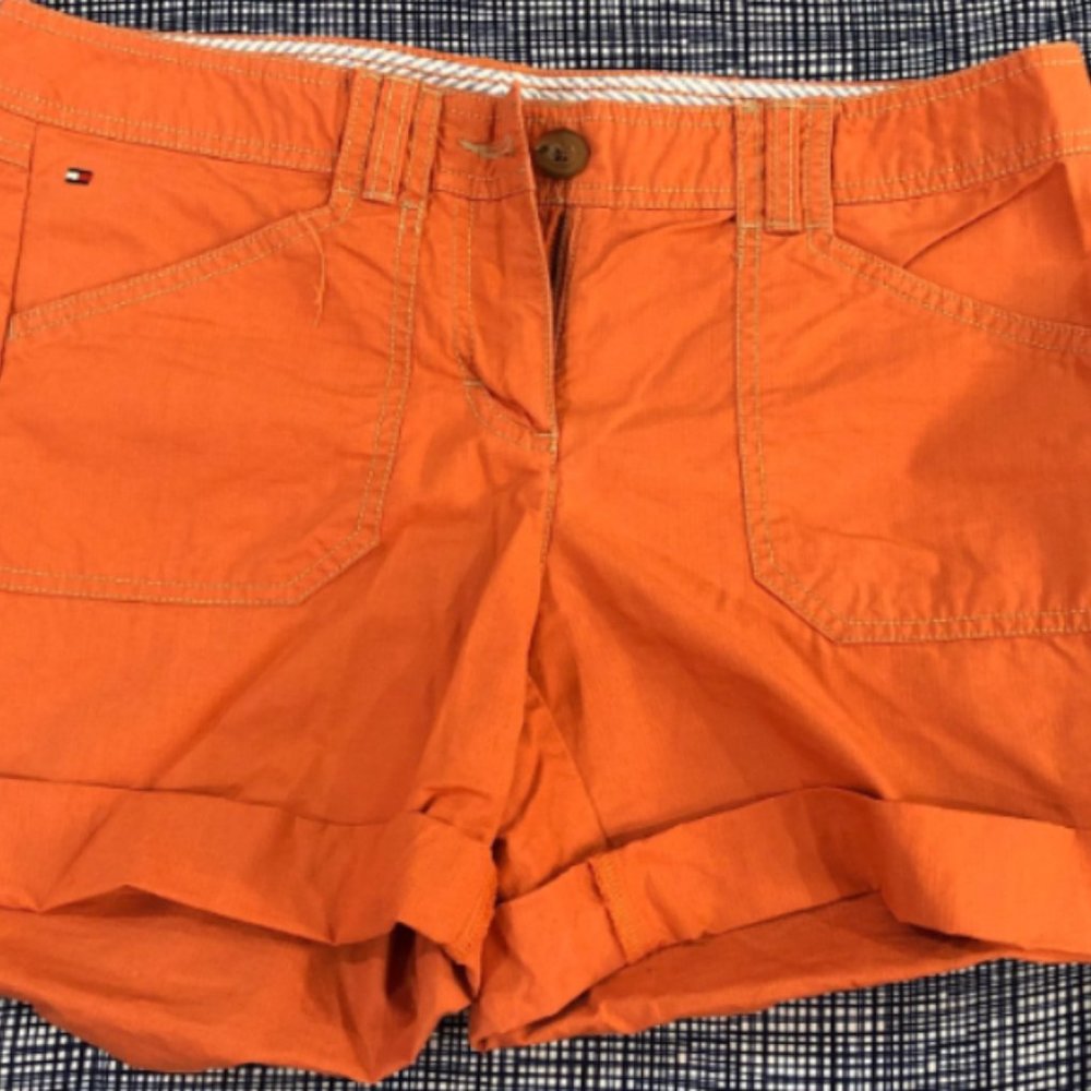 Tommy Hilfiger Roll Tab Neon Orange shorts Sz 4